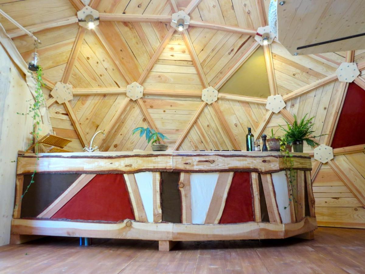 Habitat Createur - Hebergements Insolites Au Camping Municipal "Les Ecureuils" Recoubeau-Jansac Exterior foto