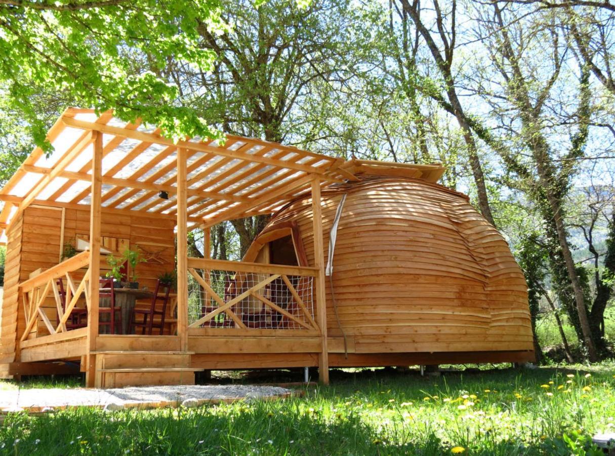Habitat Createur - Hebergements Insolites Au Camping Municipal "Les Ecureuils" Recoubeau-Jansac Exterior foto