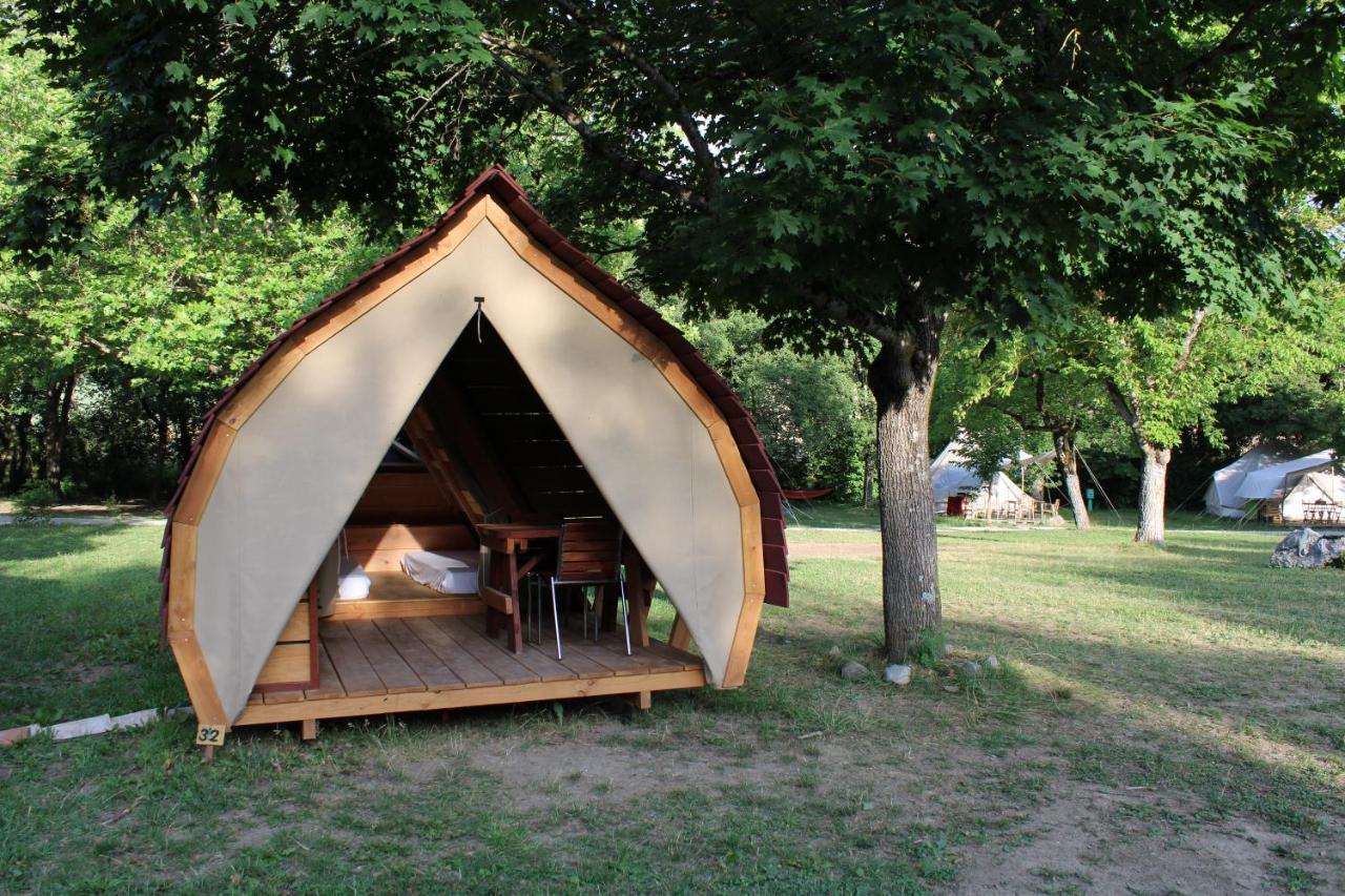 Habitat Createur - Hebergements Insolites Au Camping Municipal "Les Ecureuils" Recoubeau-Jansac Exterior foto
