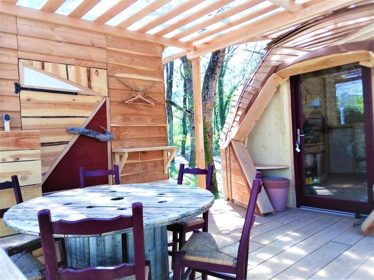 Habitat Createur - Hebergements Insolites Au Camping Municipal "Les Ecureuils" Recoubeau-Jansac Exterior foto